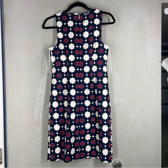 TRINA TURK Jungle Island V-Neck Shift
Dress Women Size 0, Sleeveless, - Picture 7 of 12